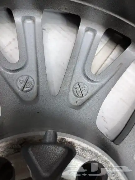 جنوط كامري هايبرد موديل 2019 مقاس 18 اصليه وكاله 8