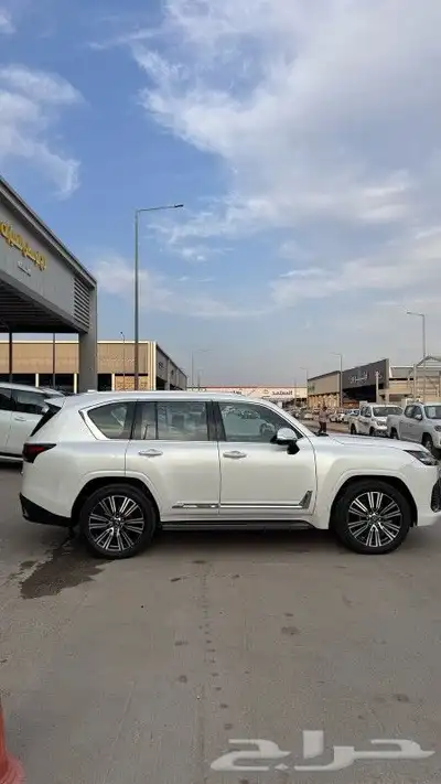 لكزس - LX600 - BB - خليجي - فل كامل- 2025 - 8