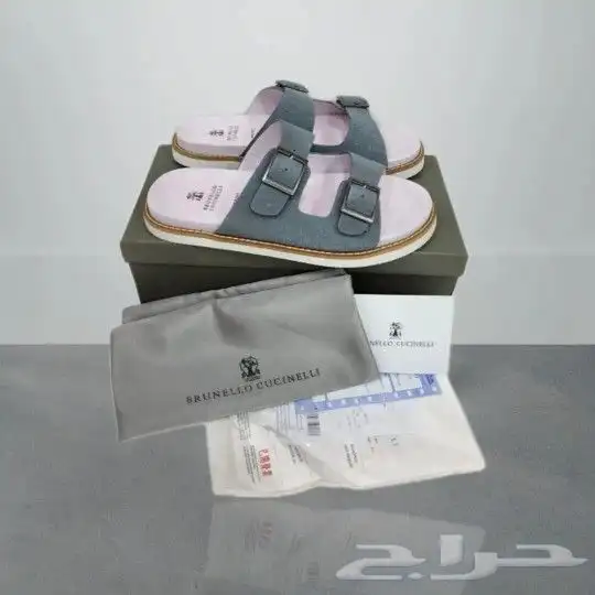 اكتشف تشكيلة برونيلو الفاخرة من النعالات والصنادل 2