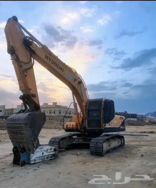بوكلينات للأيجار اليومي والشهري و الساعه 4