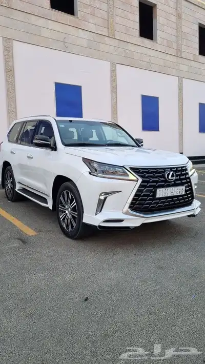 تم البيع لكزس LX570 2017 14