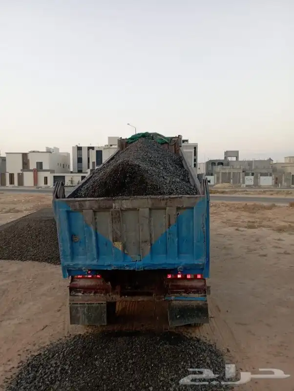يوجد لدينا جميع المعدات بكلين شيول تريلات 0