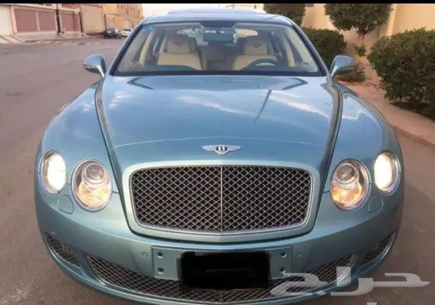 سياره بنتلي 2010 0