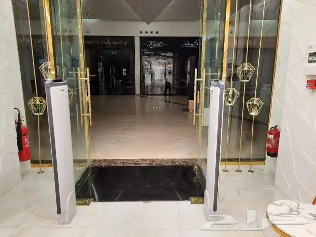 بوابات حماية المنتجات من السرقة للمحلات التجارية 3