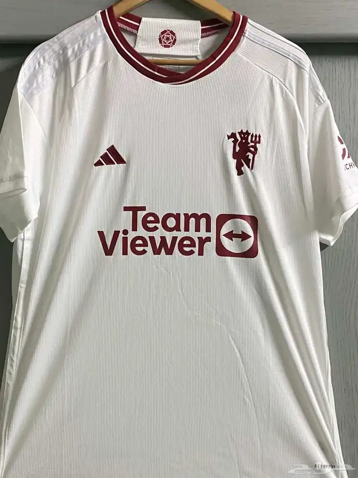 تيشيرت مانشستر يونايتد الابيض والاحمر 0