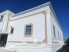 لياسه ملونه بجميع العروض والاشكل والديكورات الخارجيه 0