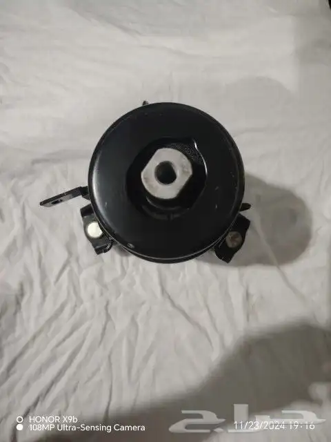 قطع غيار السيارات تويوتا 8