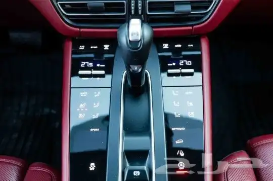 بورش ماكان Porsche Macan Premium Plus موديل 2024 16