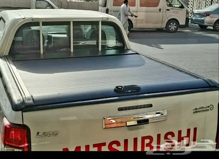 غطاء حوض سحاب مستبوشي L200 0