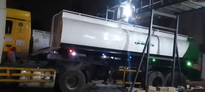 وايت ماء تريلا ماء للمنازل والمطاعم والشقق 1