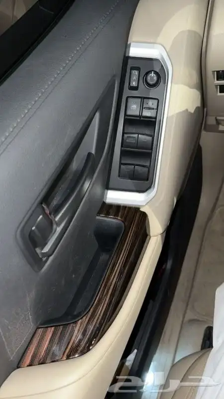 تخشيب داخليه لاند كروزر 2022 من الفئه الثانيه الى الرابعه 3