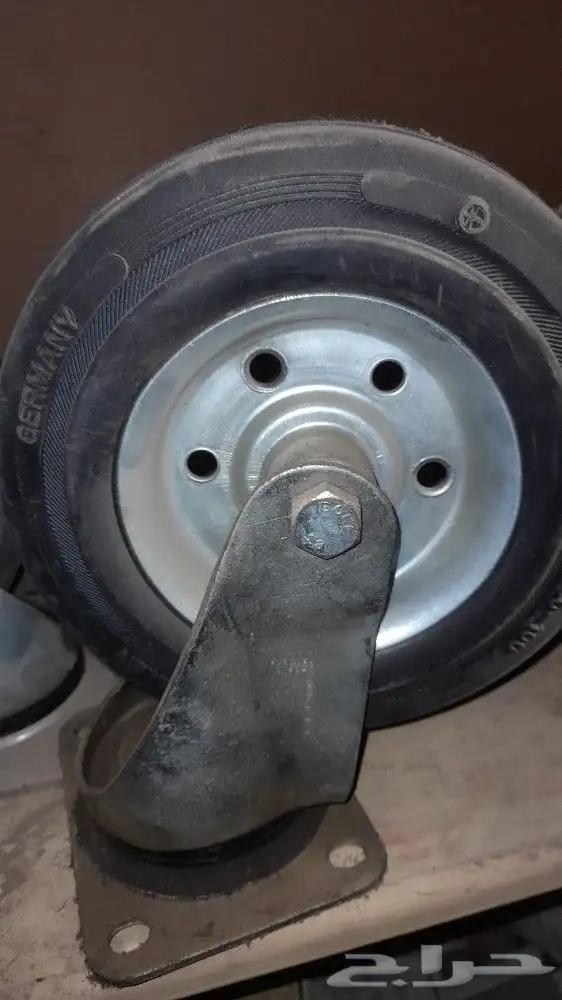 كفرات عجلات ثابت ومتحرك 2