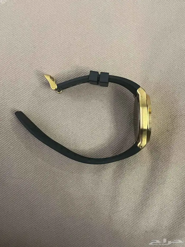 للبيع ساعه يد أرقام عربي 3