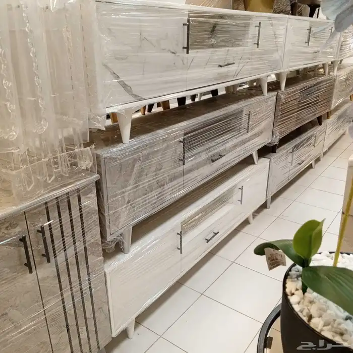 طاولات بلازما تعليق او بأرجل 2