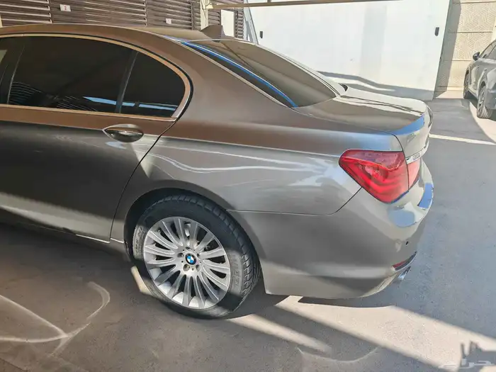 بي ام دبليو - 730 Li - 2010 8