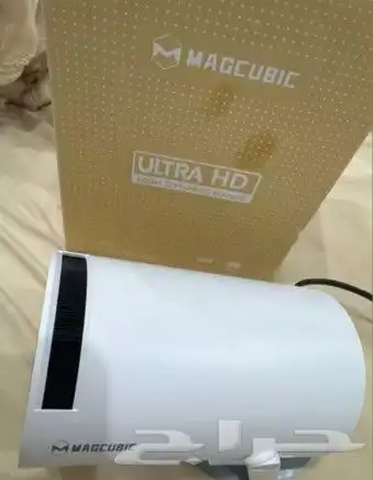 بروجكتر 4K الجودة وضوح الصوره عالية 2