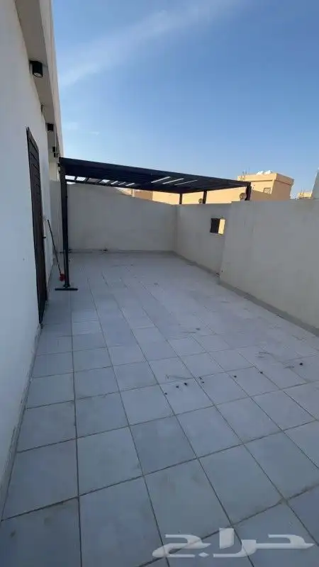 سندوتش بانل غرف سندوتش غرف زجاج جلسات لكسان برجولات سواتر 9