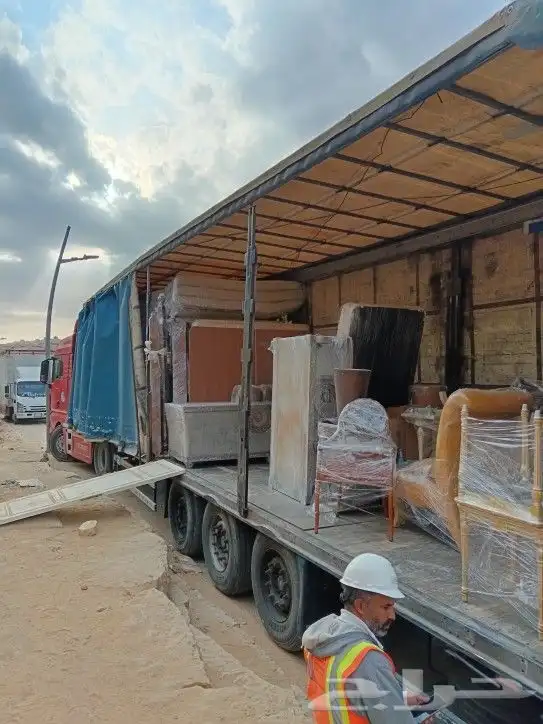 نقل وتخزين الأثاث والبضائع 4
