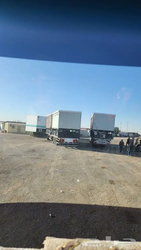 نقل بركسات داخل وخارج الرياض يوجد لدينا سيرات دبل 3