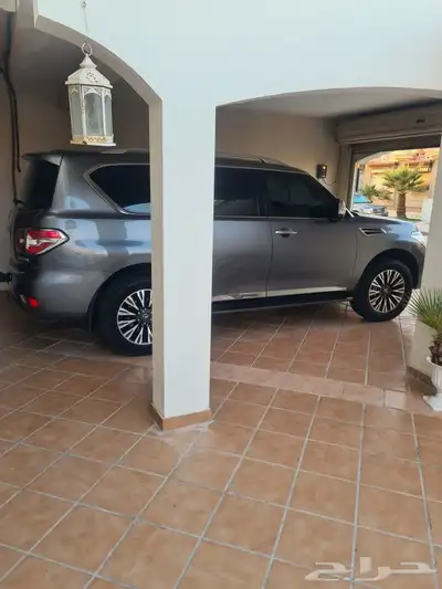 نيسان باترول بلاتينيوم مخزن 2