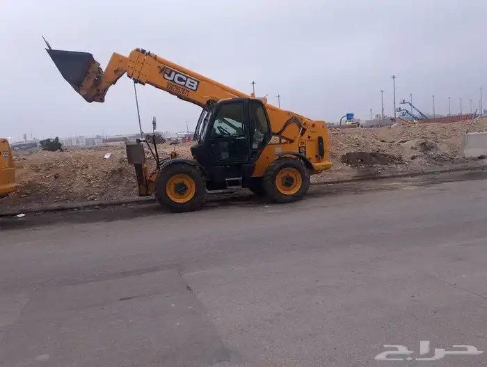 رافعه للايجار الشهري و اليومي والمشاوير متواجد في الرياض 0