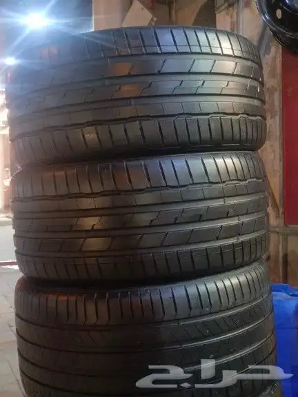 طقم كفرات نضيفه جدا 315 30 21و275 35 21 1