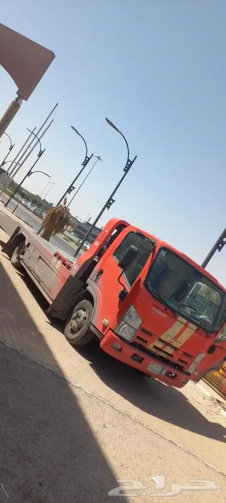 سطحه لنقل السيارات المعطله والمصدومه 0