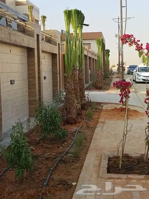 مشتل تنسيق حدائق 2