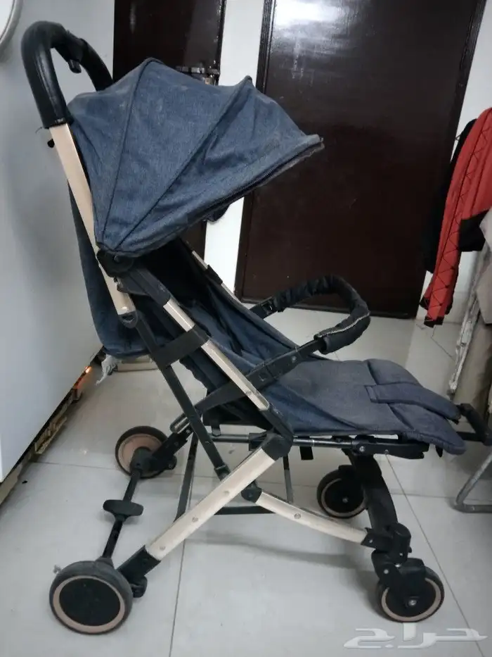 عربة أطفال 1