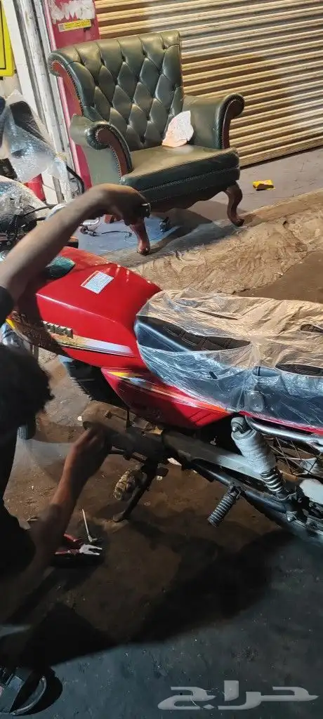 دبابAx100للبيع 3