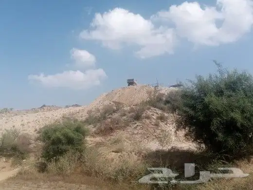 بوكلين لبناء الحجر وقص الاراضي في عسير 1