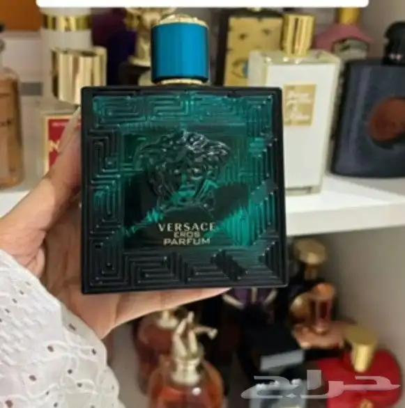عطور  فرمونيه  هو ملاذ لعشاق الروائح الفاخرة  حيث يقدم مجموع 4