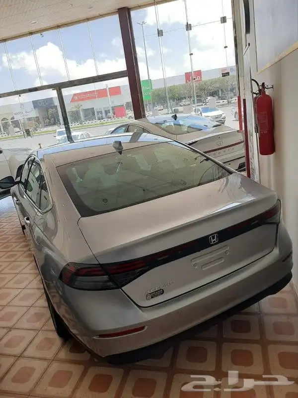 هوندا اكورد 2025 نوع السيارة EX 43