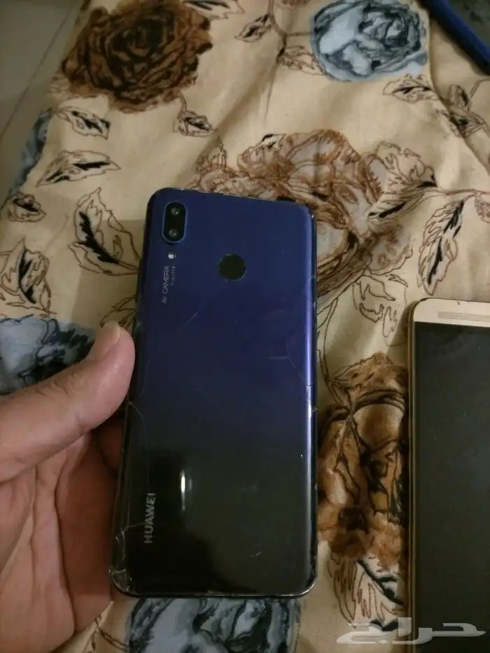 جوال نوفا 3 هواوي . وجوال hts ون. وايباد صيني 3