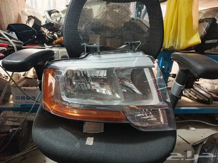 شمعة فورد اكسبيدشن يمين 19.18.1716 1