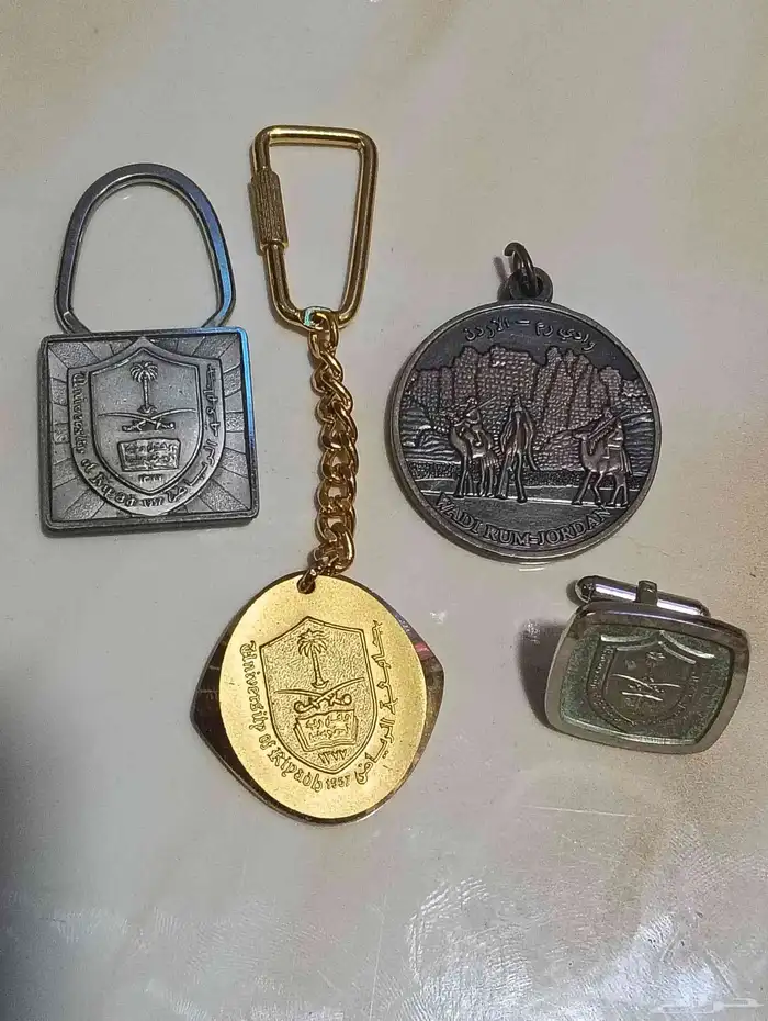 مدليات نادره 0