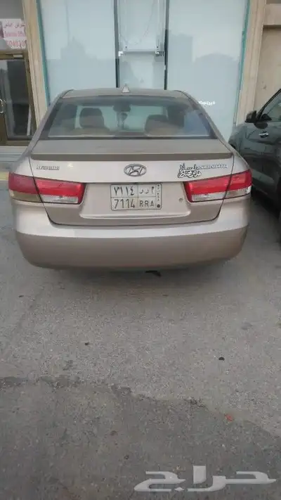 سياره سوناتا موديل 2005 للبيع 3