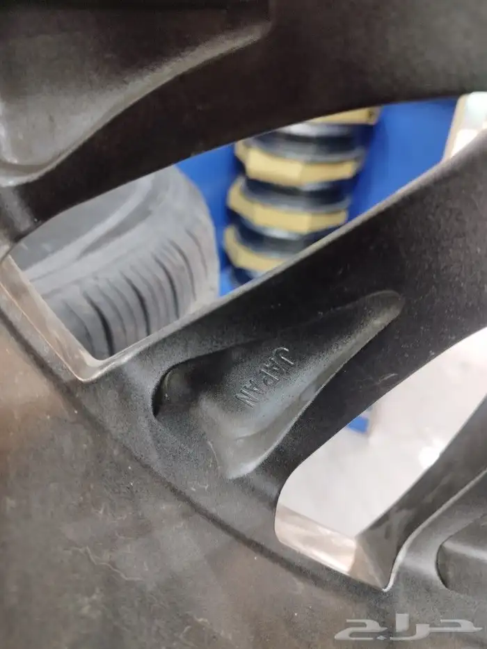 كفرات الجنوط لاندكروزر مقاس 22 6