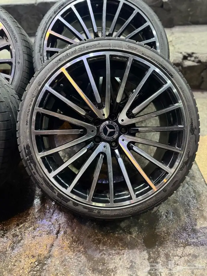 جنوط وكفرات مرسديس تجاري درجه اولى مقاس 20 6