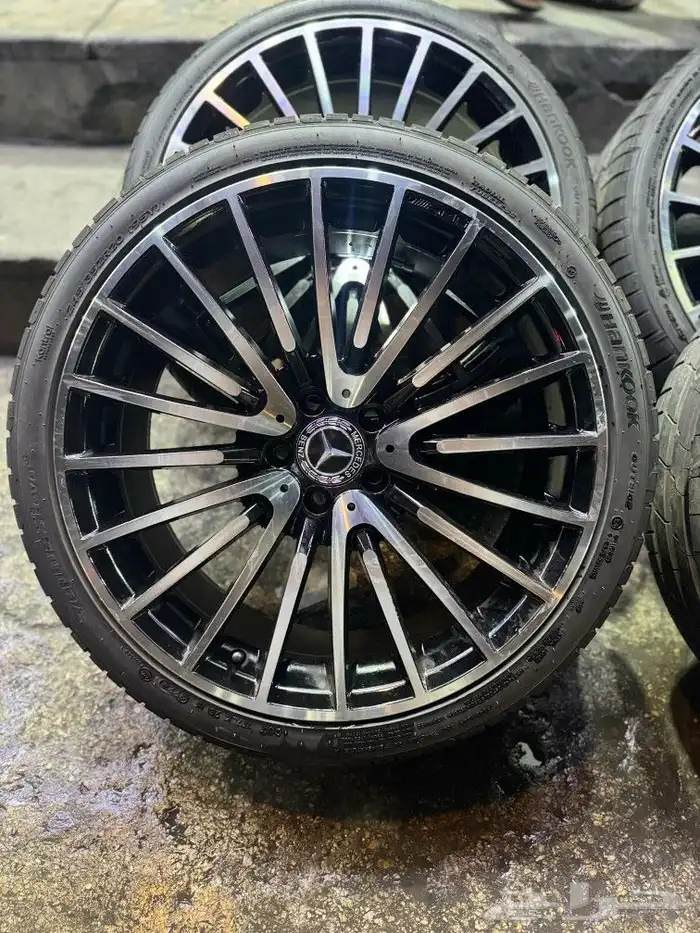 جنوط وكفرات مرسديس تجاري درجه اولى مقاس 20 8