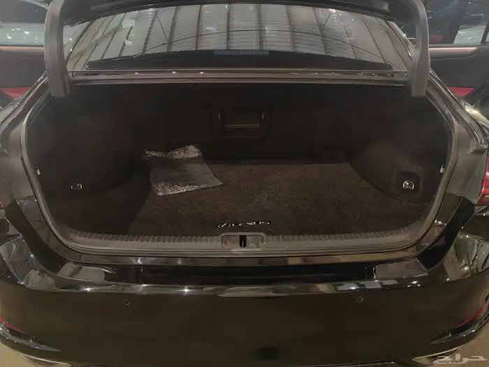 لكزس ES 350 F 2021 1
