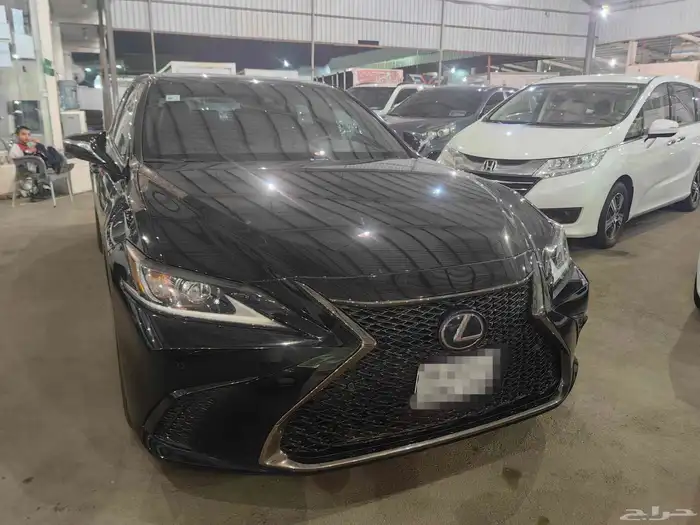 لكزس ES 350 F 2021 9