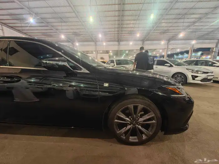 لكزس ES 350 F 2021 5