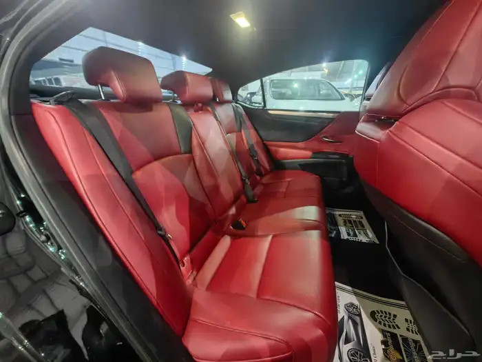 لكزس ES 350 F 2021 18