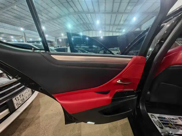 لكزس ES 350 F 2021 2