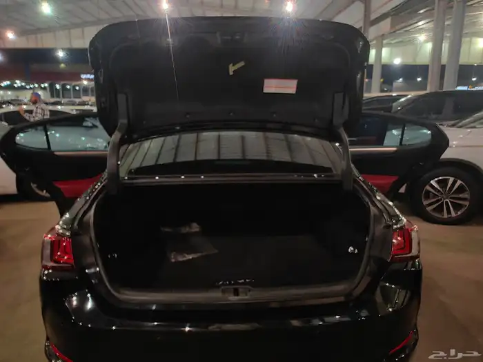 لكزس ES 350 F 2021 8