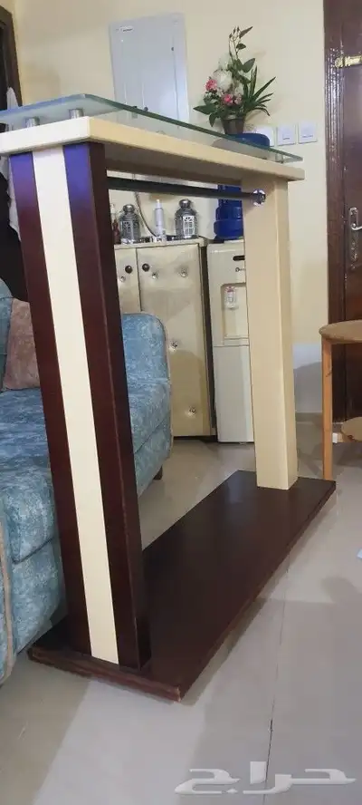 طاولة للبيع 0