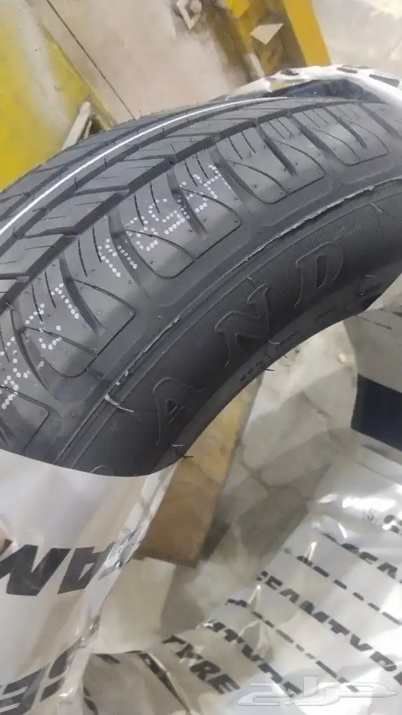 كفرات جيب جكس ار تورنج ولكزس من 2011الى 2015دعسه دنلوب صيني 0