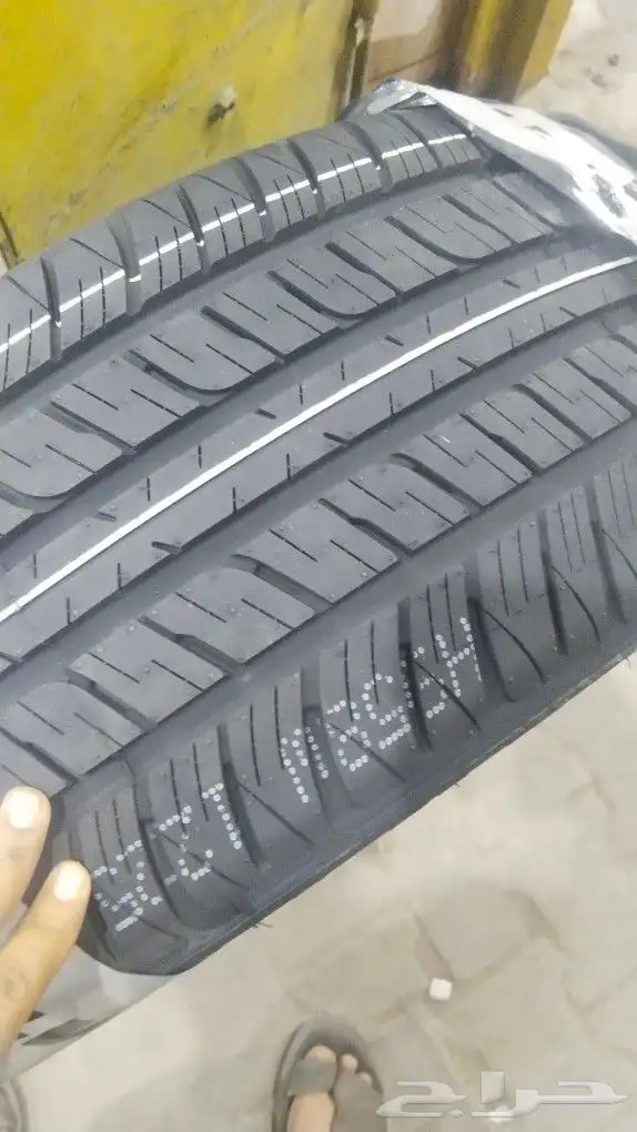 كفرات جيب جكس ار تورنج ولكزس من 2011الى 2015دعسه دنلوب صيني 4