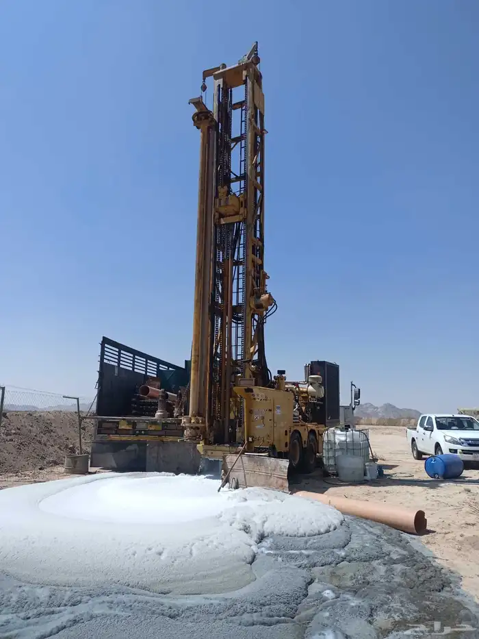 حفار ابار ارتوازيه وادي الدواسر سليل 0